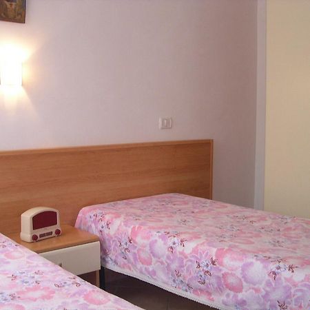 Villa Vale Mery Вьесте Экстерьер фото